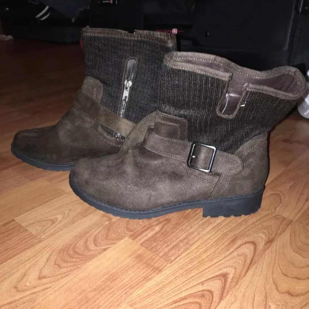 Women’s Brown Boots Size 7